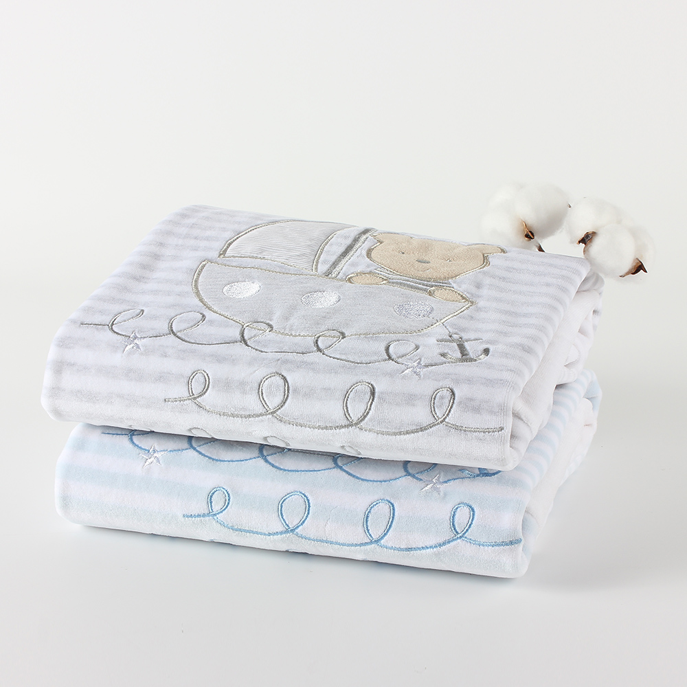 12266 Personalized Luxury Light Baby Blankets